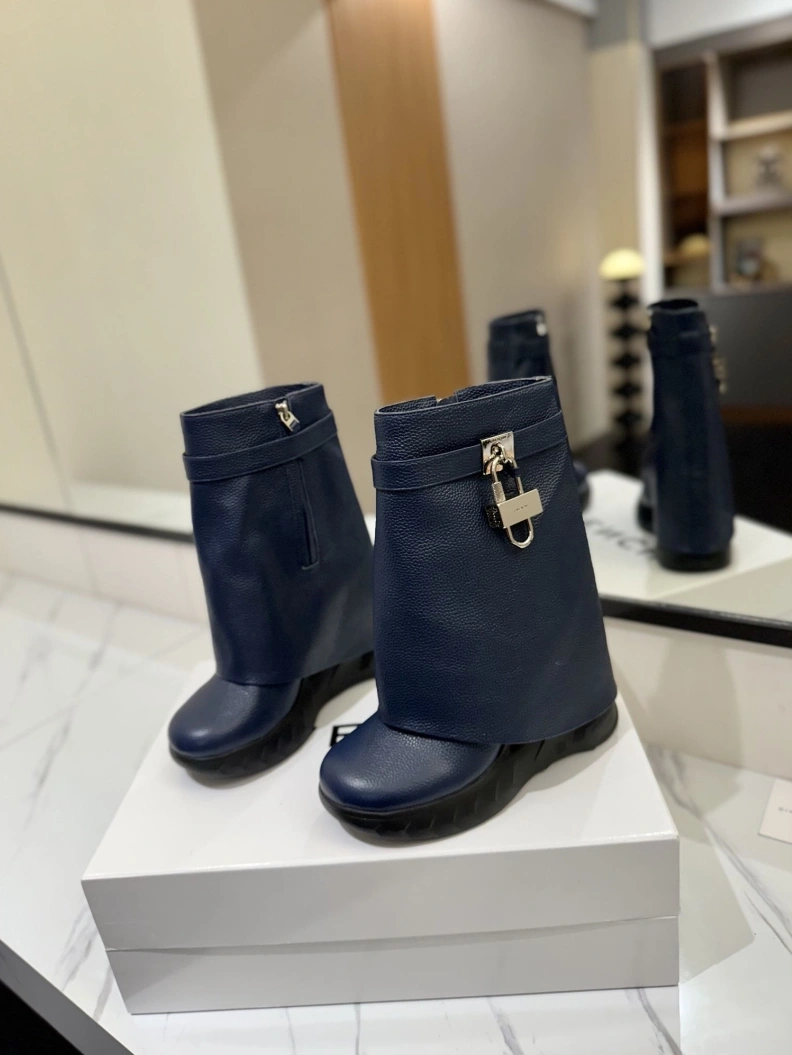 Durable Gxvxnchy Boots 153194