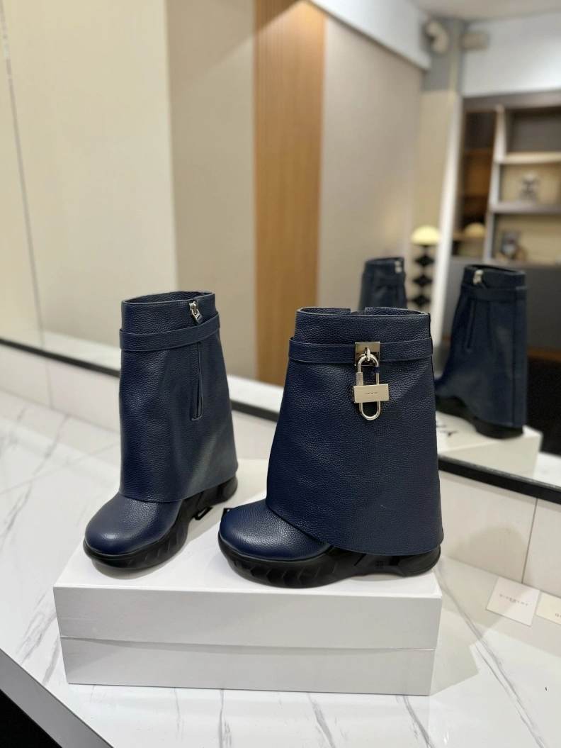 Durable Gxvxnchy Boots 153194