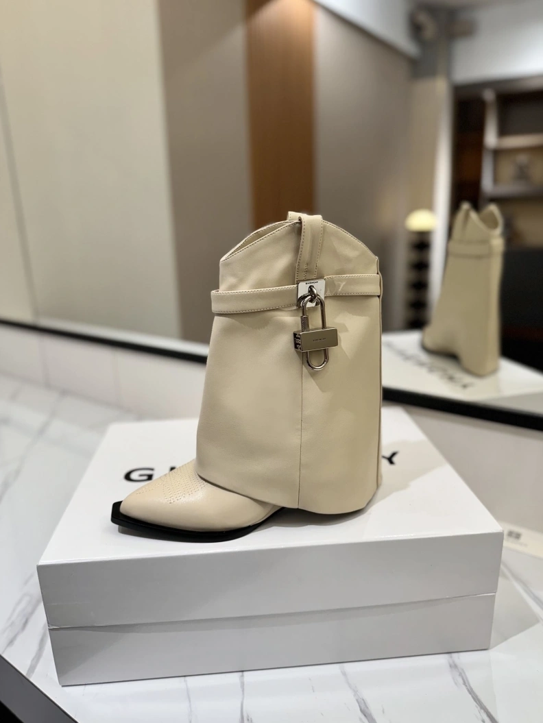 SmartChoice Gxvxnchy Boots 153184