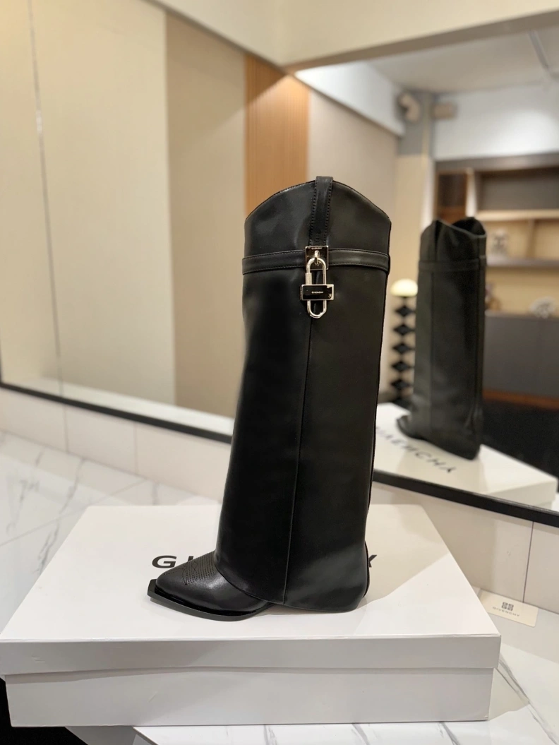 Gxvxnchy Boots Cozy 153179