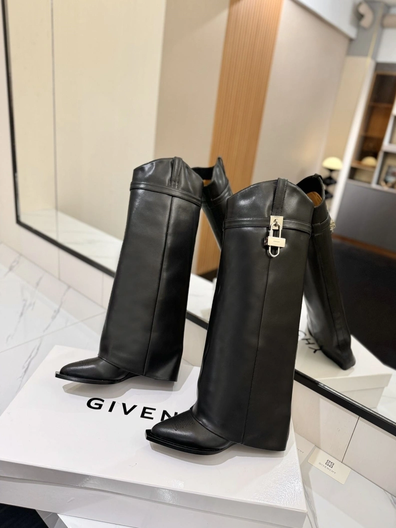 Gxvxnchy Boots Cozy 153179