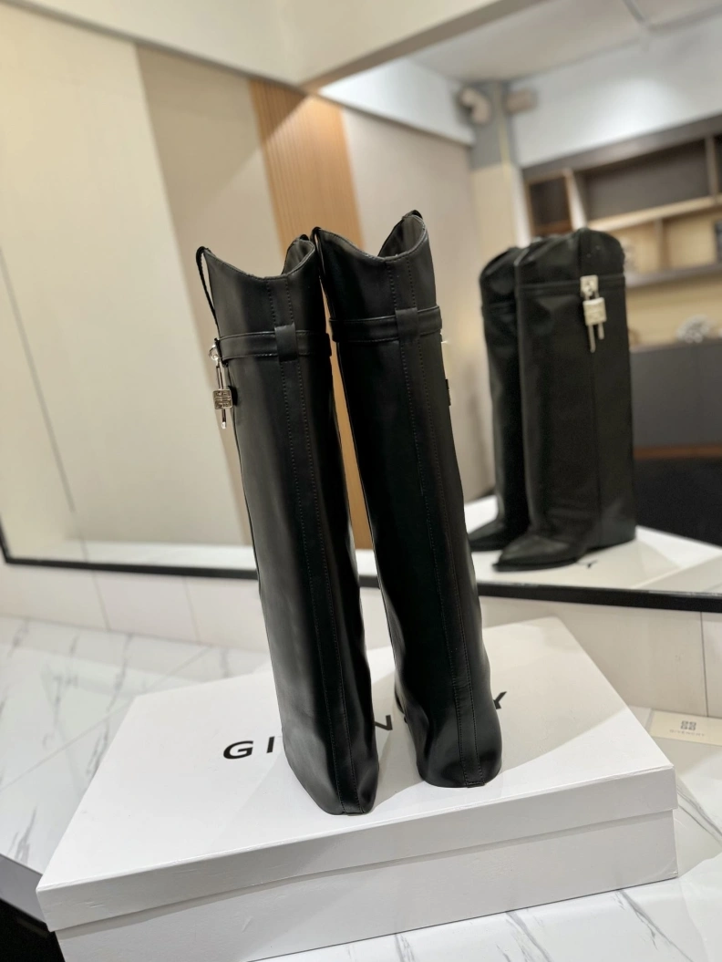 Gxvxnchy Boots Cozy 153179