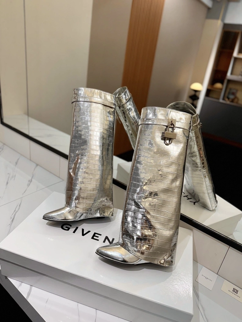 Gxvxnchy Boots Lightweight 153174