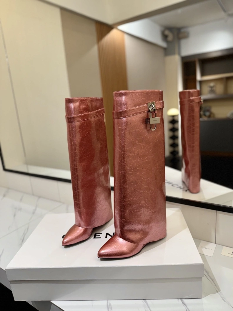 Gxvxnchy Boots Vibrant 153173