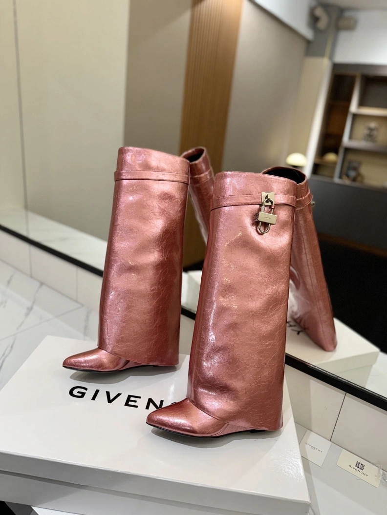 Gxvxnchy Boots Vibrant 153173