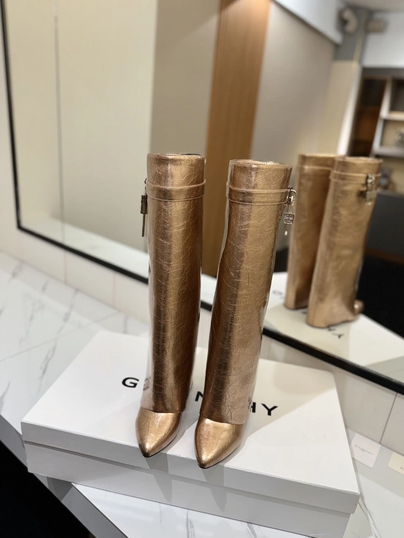 Fashionable Gxvxnchy Boots 153169
