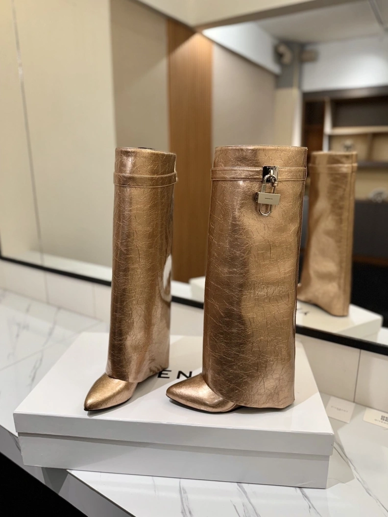 Fashionable Gxvxnchy Boots 153169