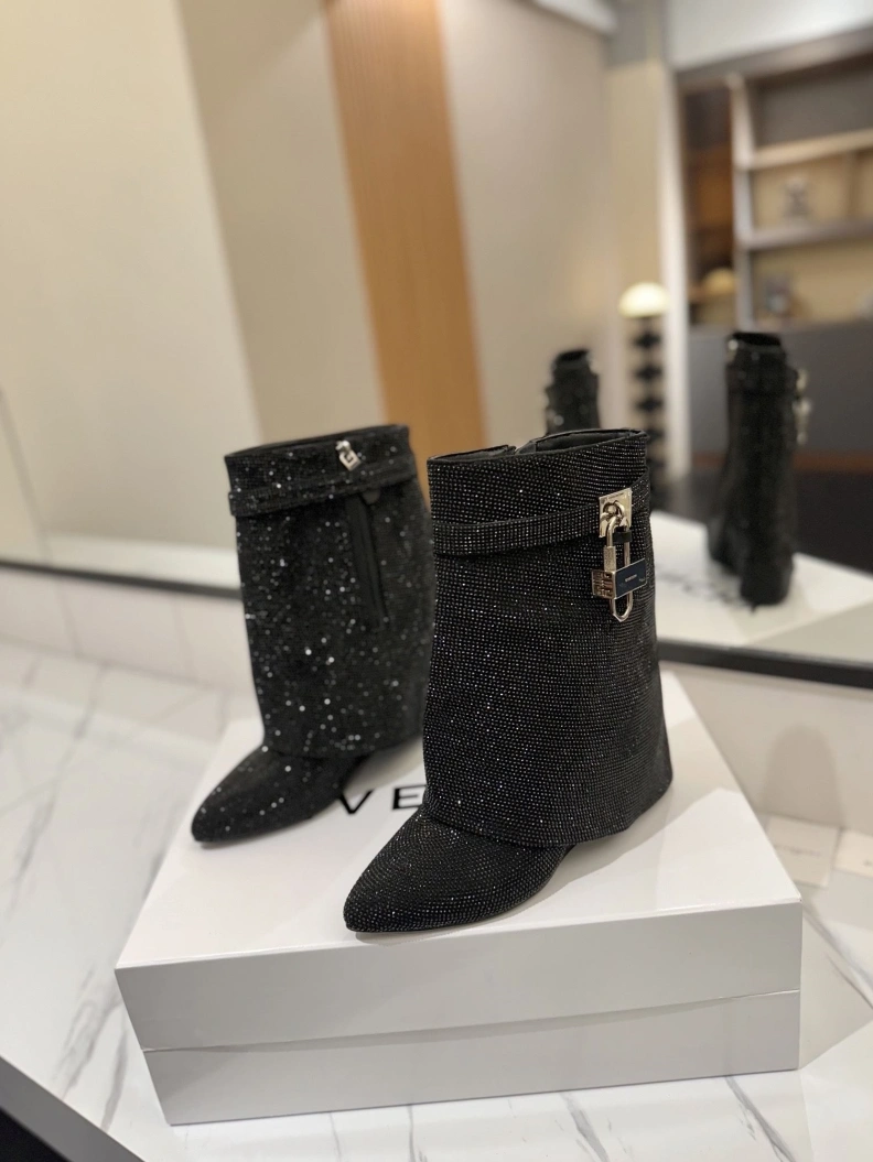 Gxvxnchy Boots Fashionable 153165