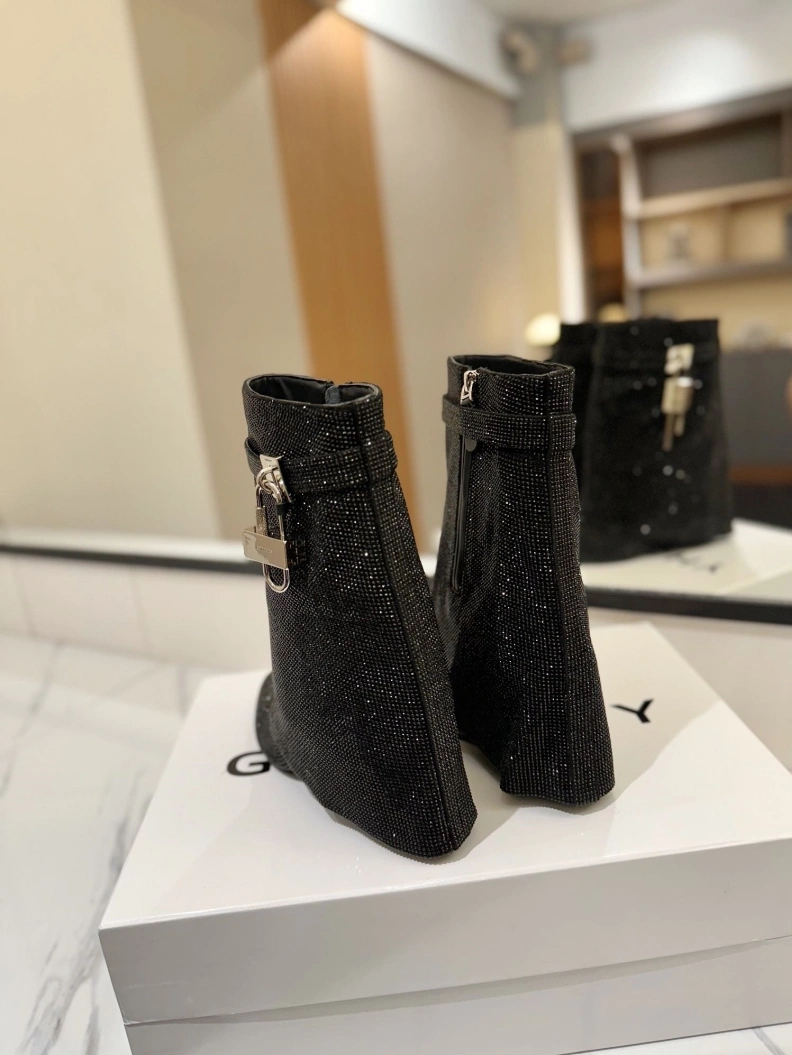 Gxvxnchy Boots Fashionable 153165