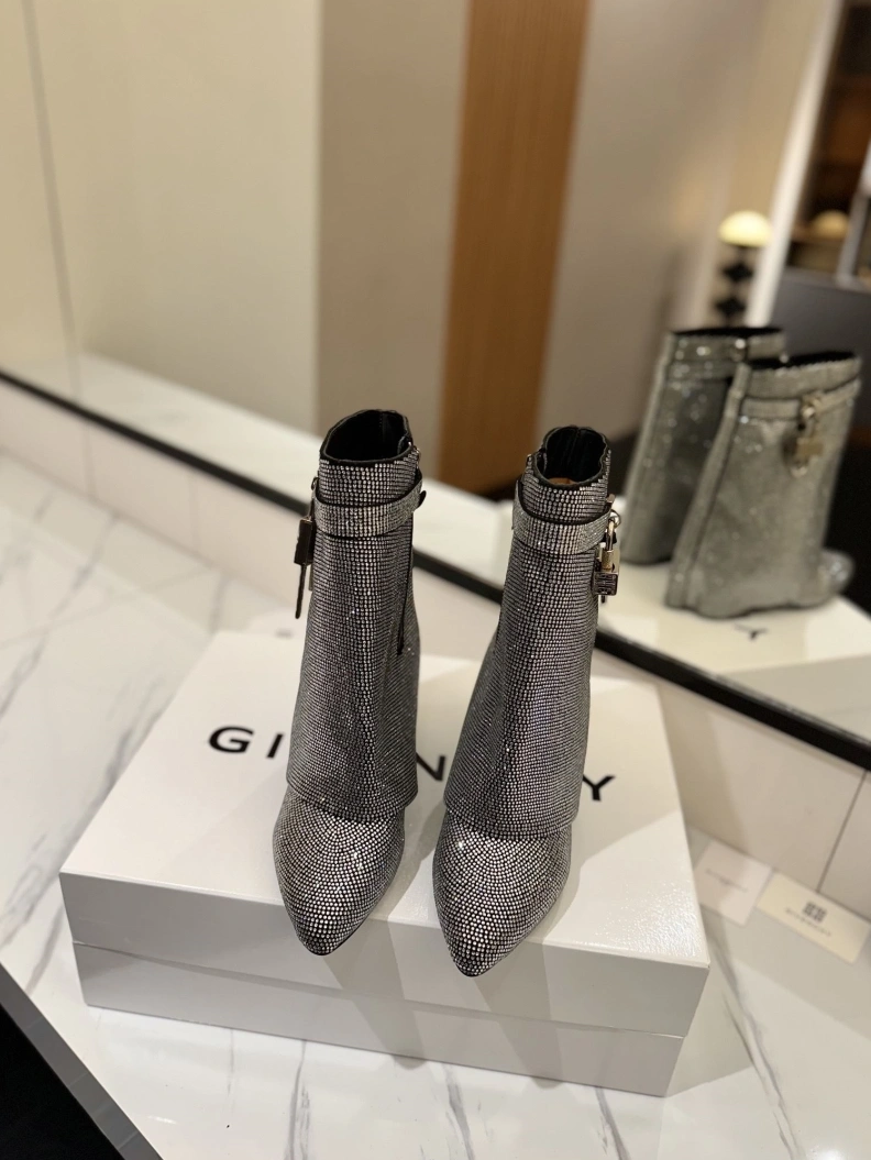 Gxvxnchy Boots Popular 153172