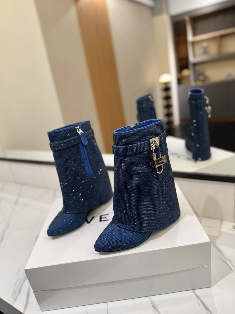 Gxvxnchy Boots Refined 153152