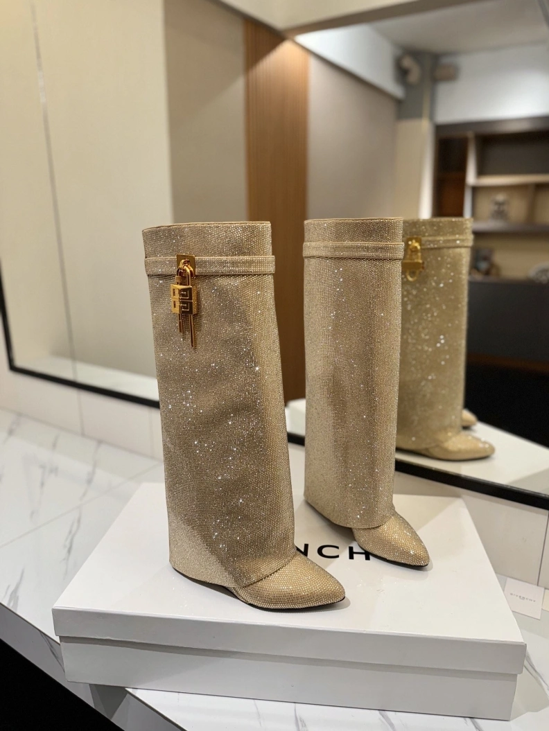 Gxvxnchy Boots Compact 153158