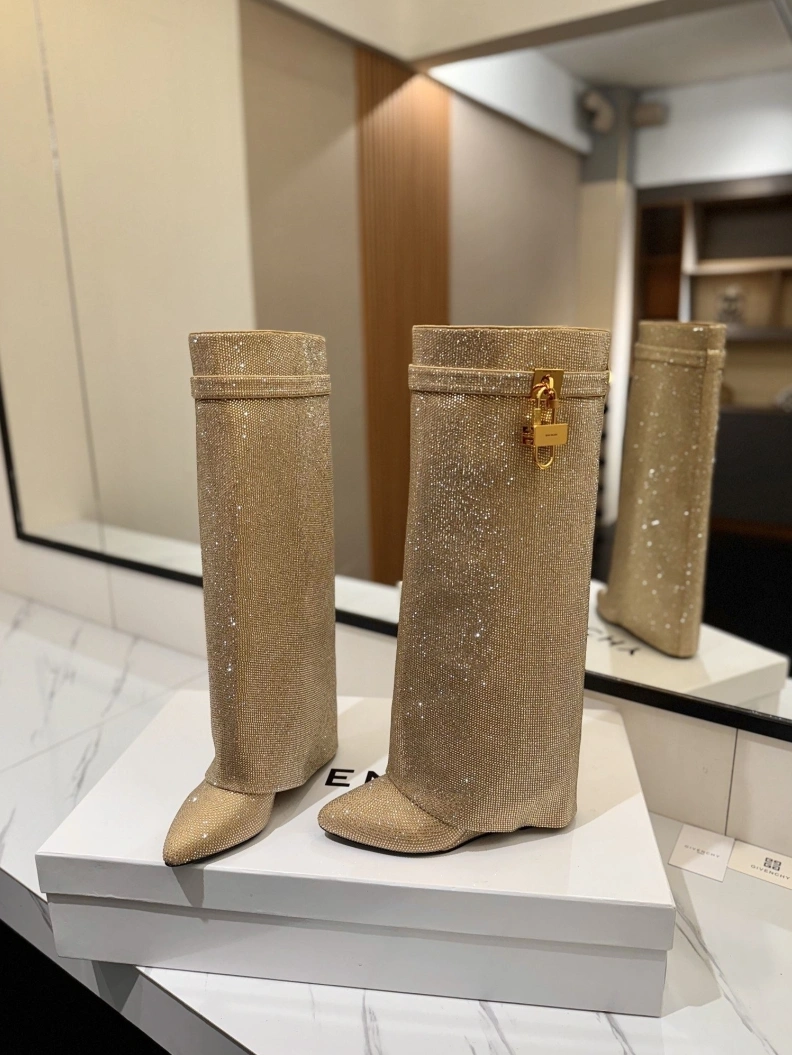 Gxvxnchy Boots Compact 153158