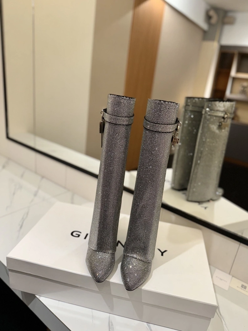 Gxvxnchy Boots Lightweight 153161