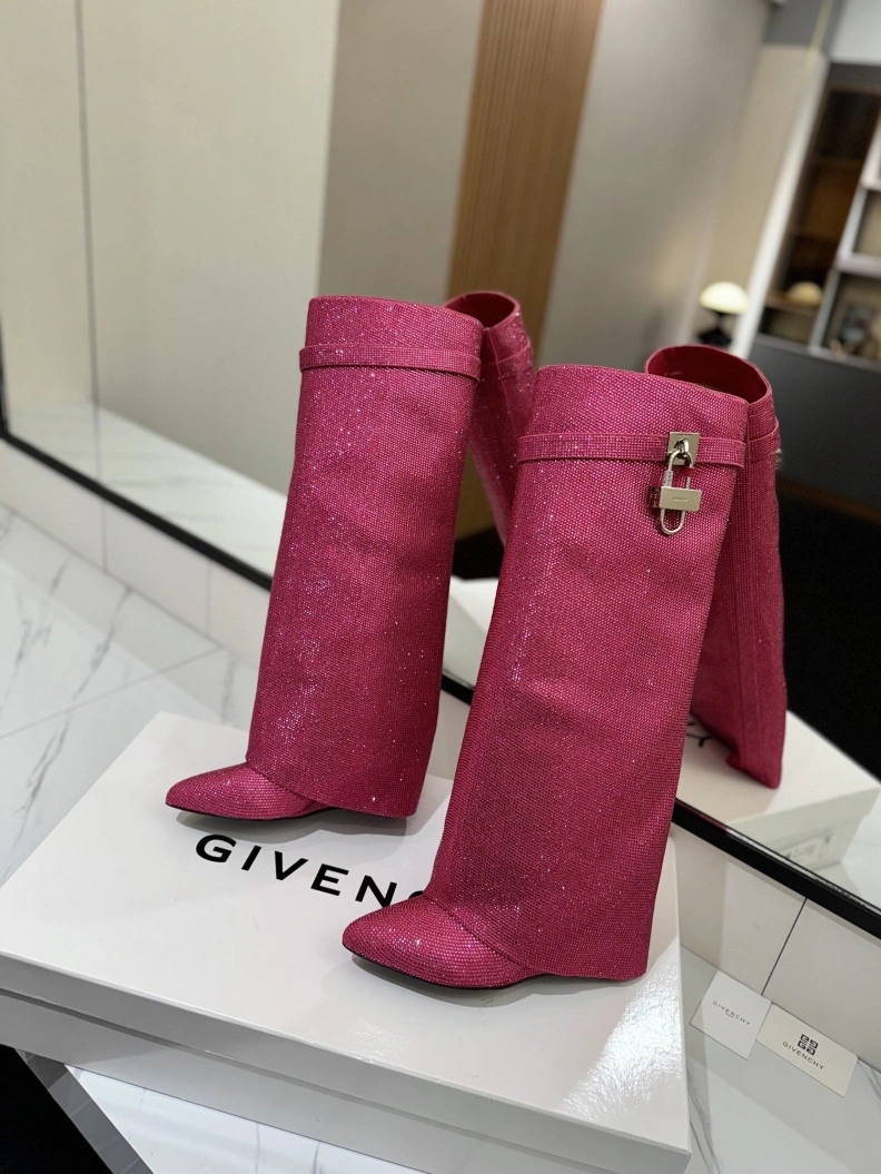 Gxvxnchy Boots Unique 153167