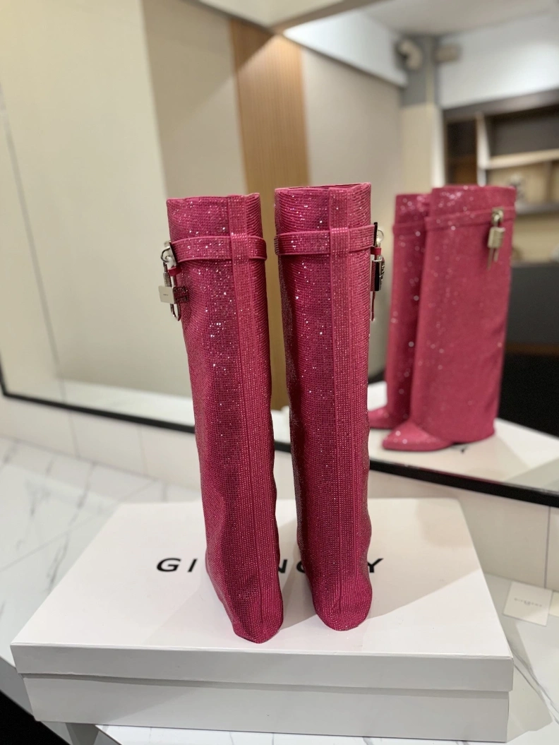 Gxvxnchy Boots Unique 153167