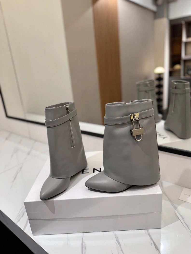 Gxvxnchy Boots Affordable 153151
