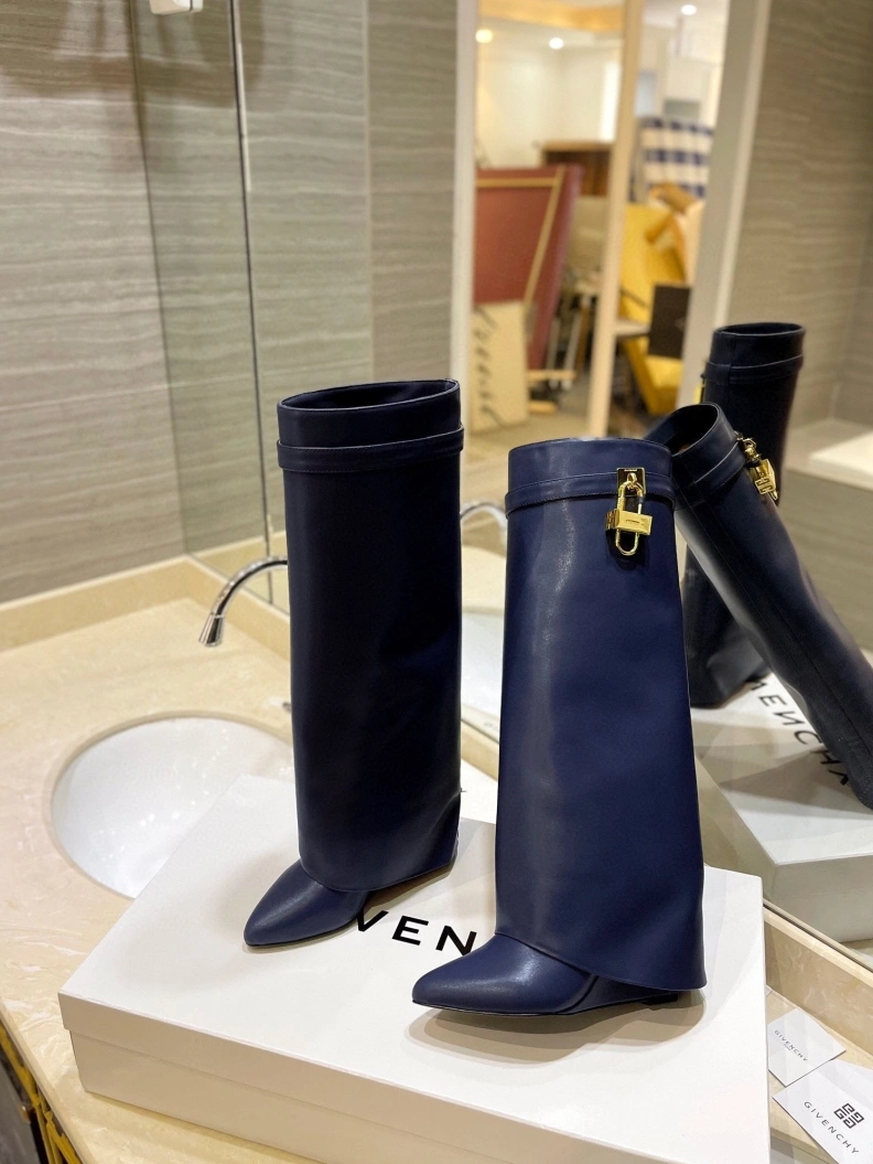 NewStyle Gxvxnchy Boots 153147