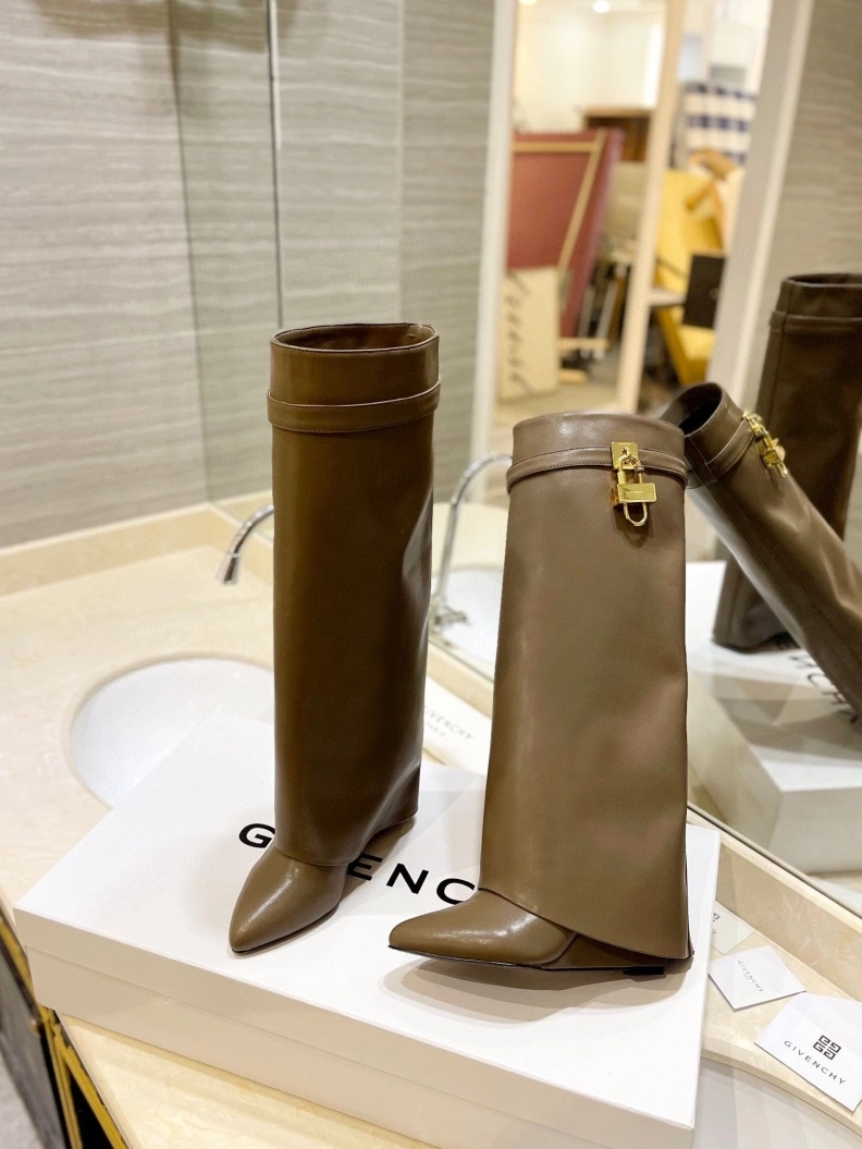 DailyWear Gxvxnchy Boots 153149