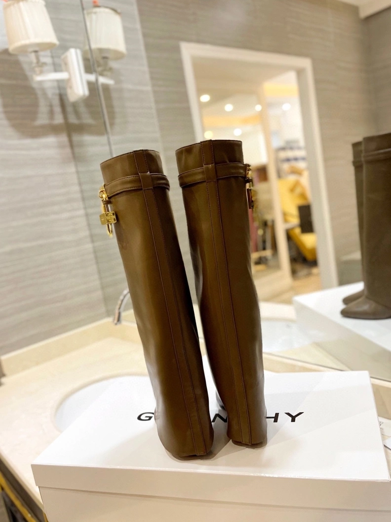 DailyWear Gxvxnchy Boots 153149