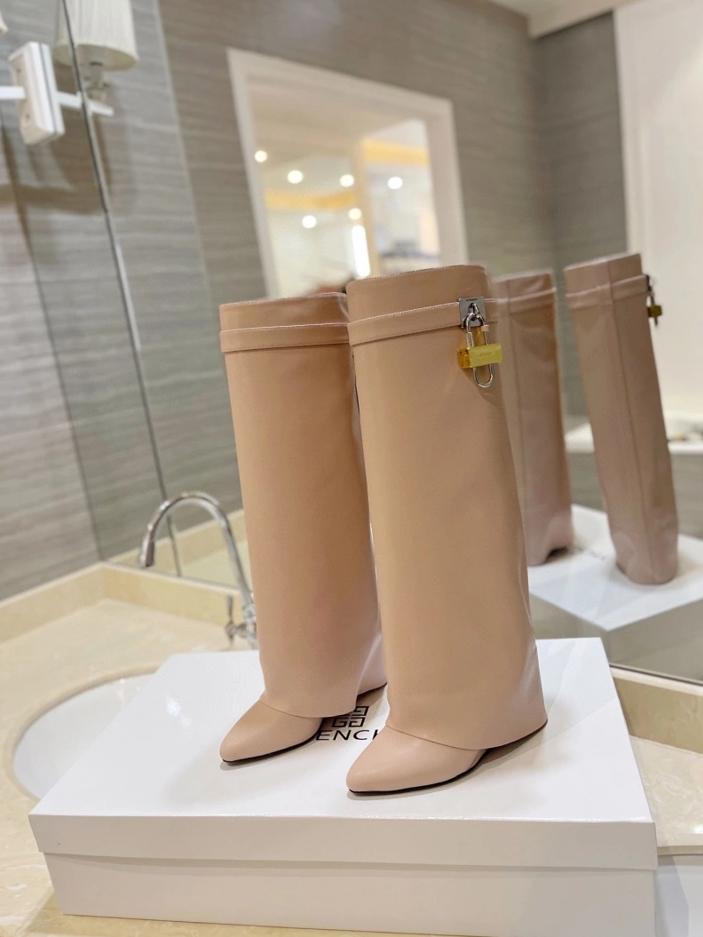 Gxvxnchy Boots Reliable 153144
