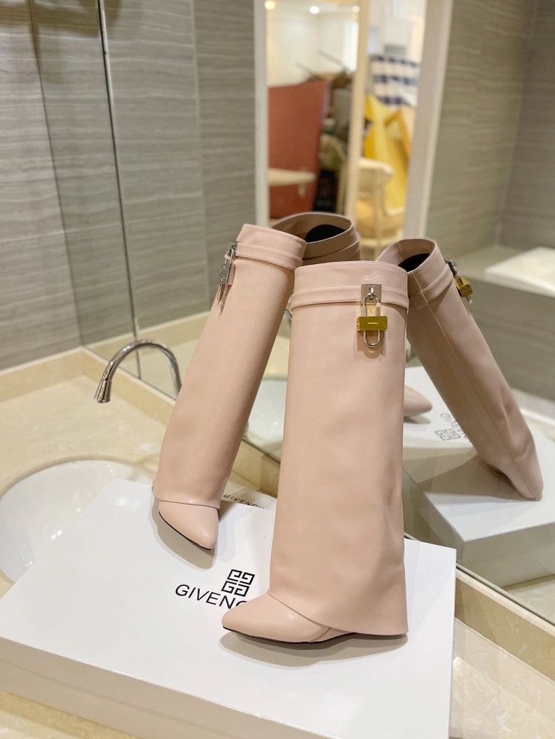 Gxvxnchy Boots Reliable 153144