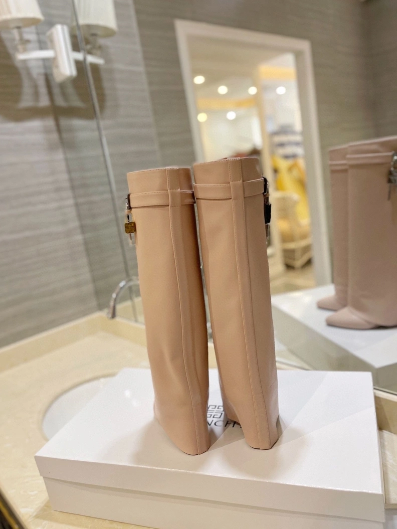 Gxvxnchy Boots Reliable 153144