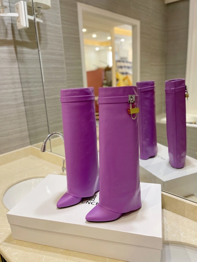 Elegant Gxvxnchy Boots 153142