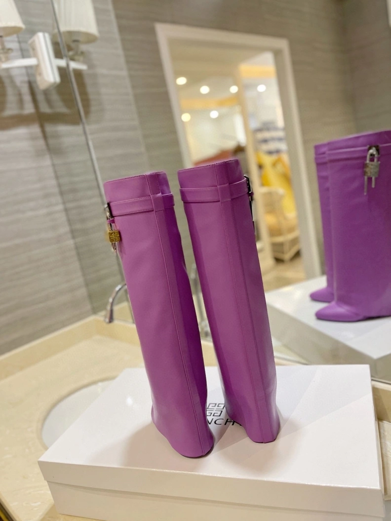 Elegant Gxvxnchy Boots 153142