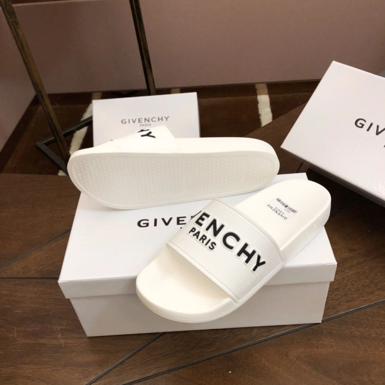 Popular Gxvxnchy Slippers 153138
