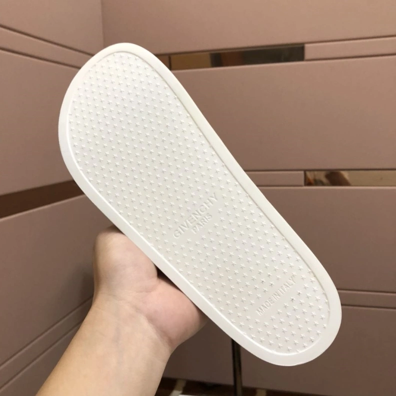 Gxvxnchy Slippers Modern 153136