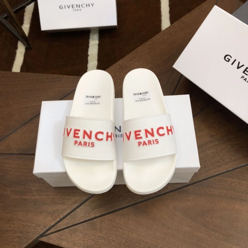 Gxvxnchy Slippers WellDesigned 153134