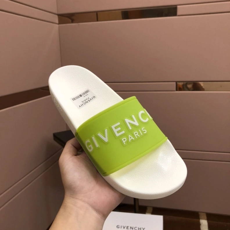 DailyWear Gxvxnchy Slippers 153132