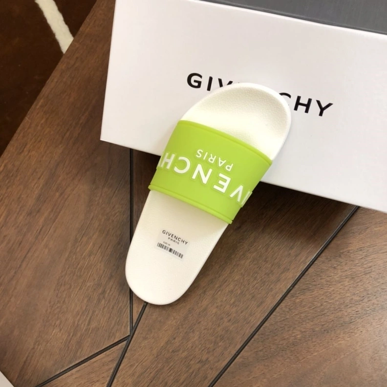 DailyWear Gxvxnchy Slippers 153132