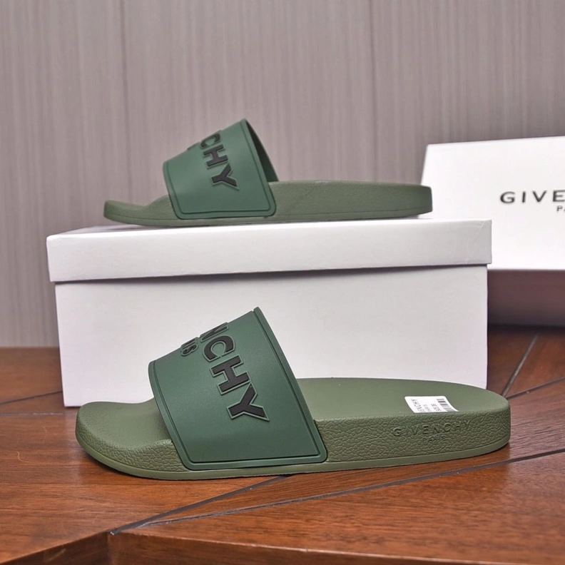 Gxvxnchy Slippers Refined 153112