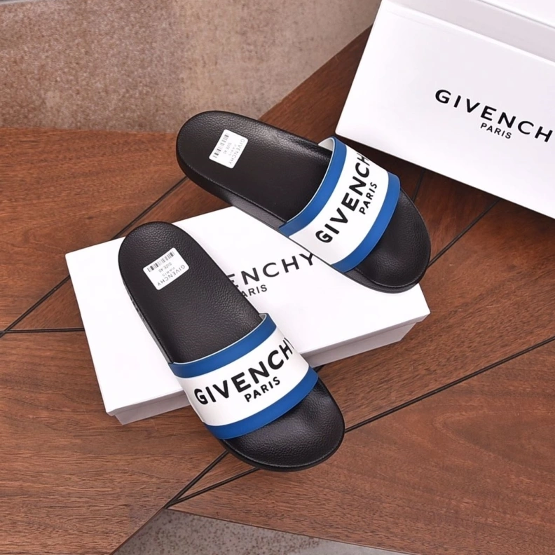 Sleek Gxvxnchy Slippers 153105