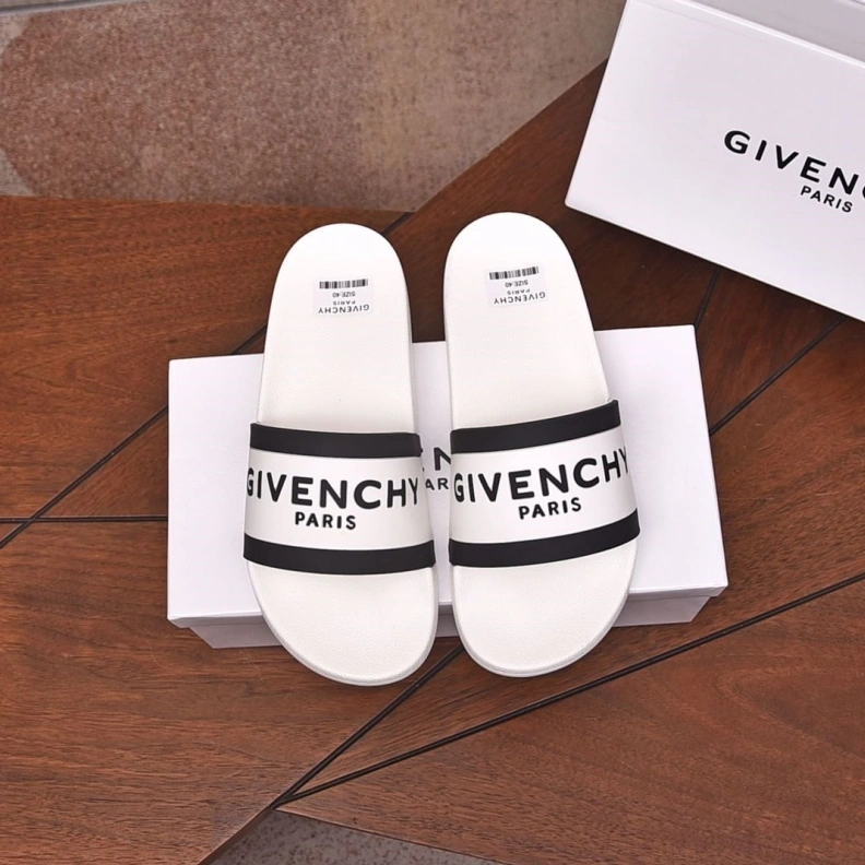 Gxvxnchy Slippers AllSeason 153122