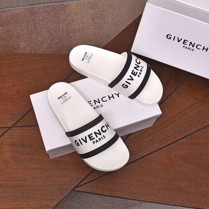 Gxvxnchy Slippers AllSeason 153122