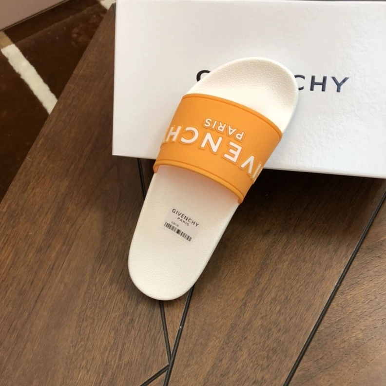 Efficient Gxvxnchy Slippers 153113