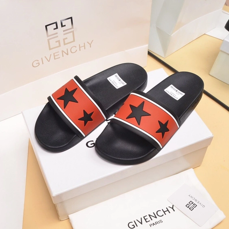 Versatile Gxvxnchy Slippers 153124
