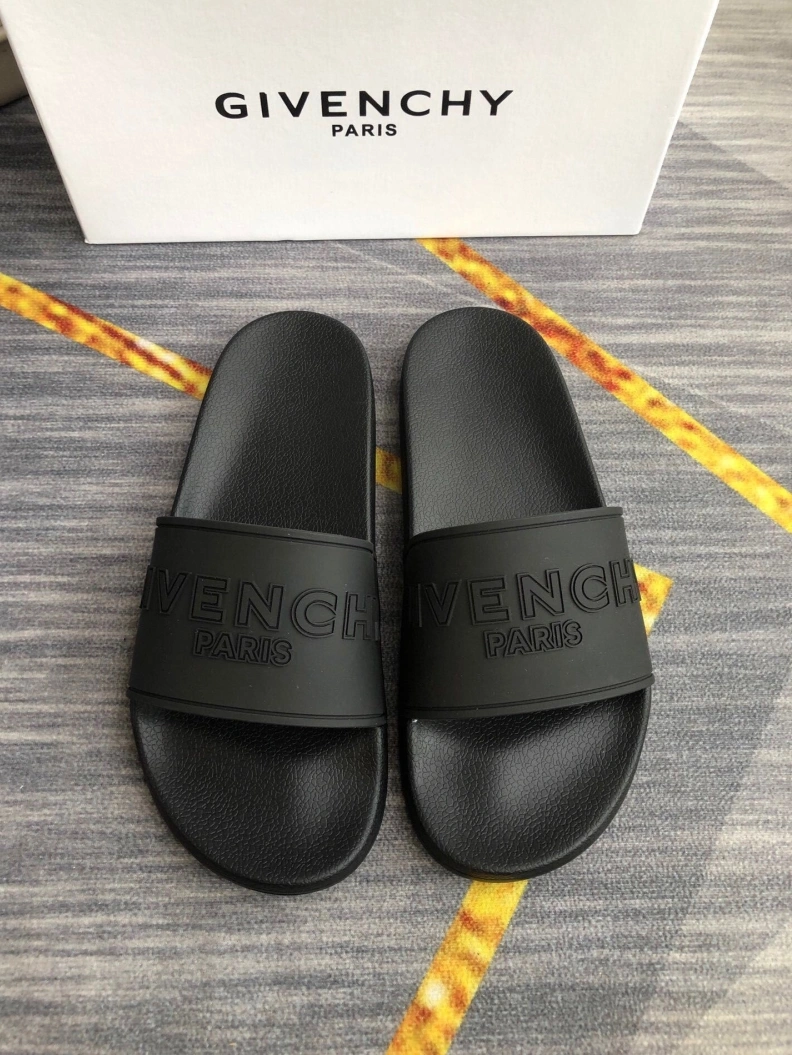 Reliable Gxvxnchy Slippers 153131