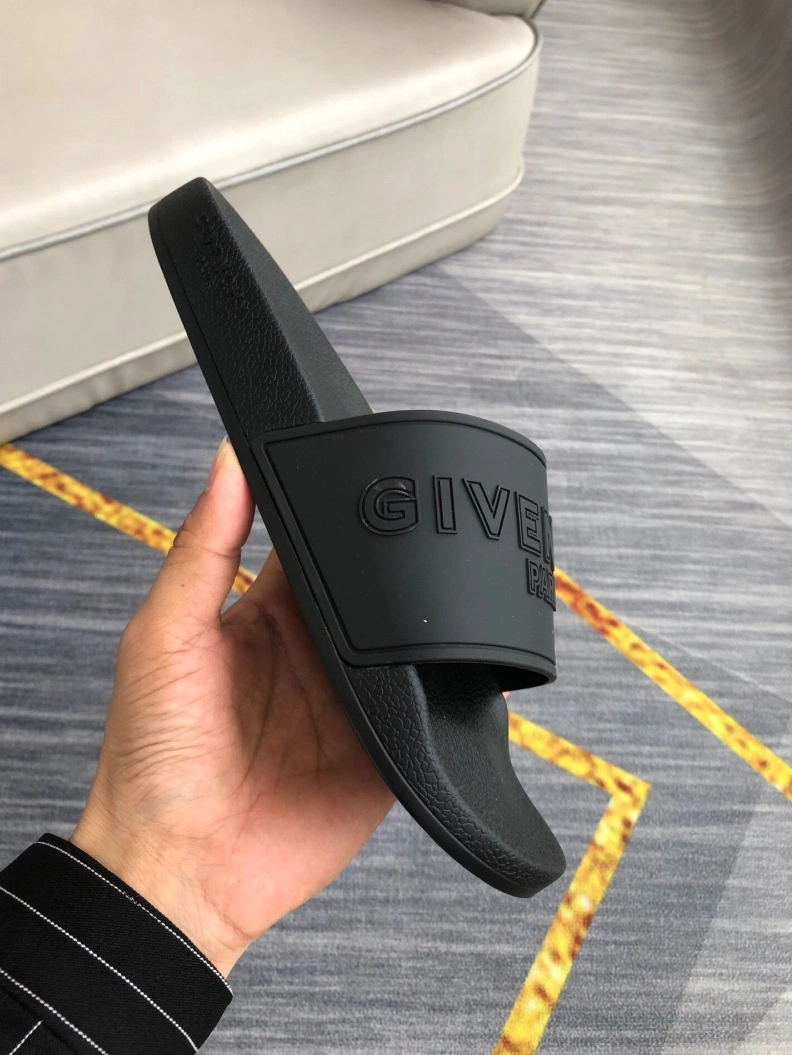 Reliable Gxvxnchy Slippers 153131