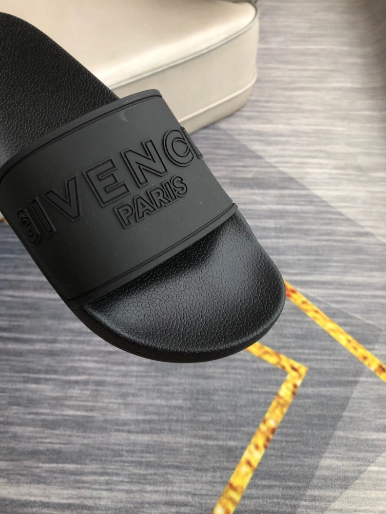 Reliable Gxvxnchy Slippers 153131