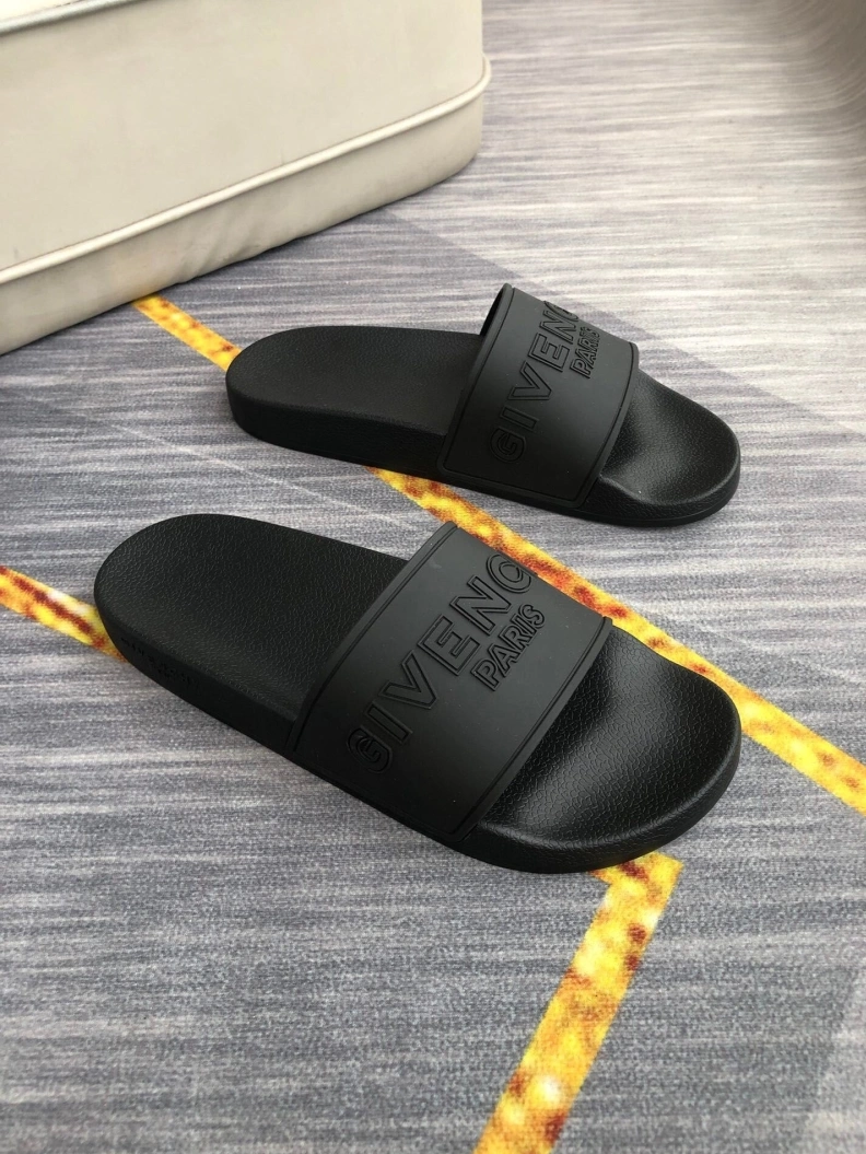 Reliable Gxvxnchy Slippers 153131
