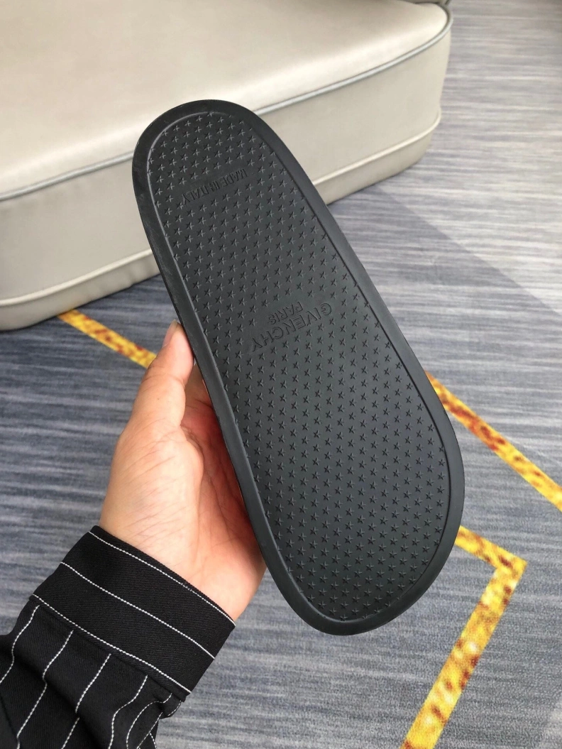 Soft Gxvxnchy Slippers 153120