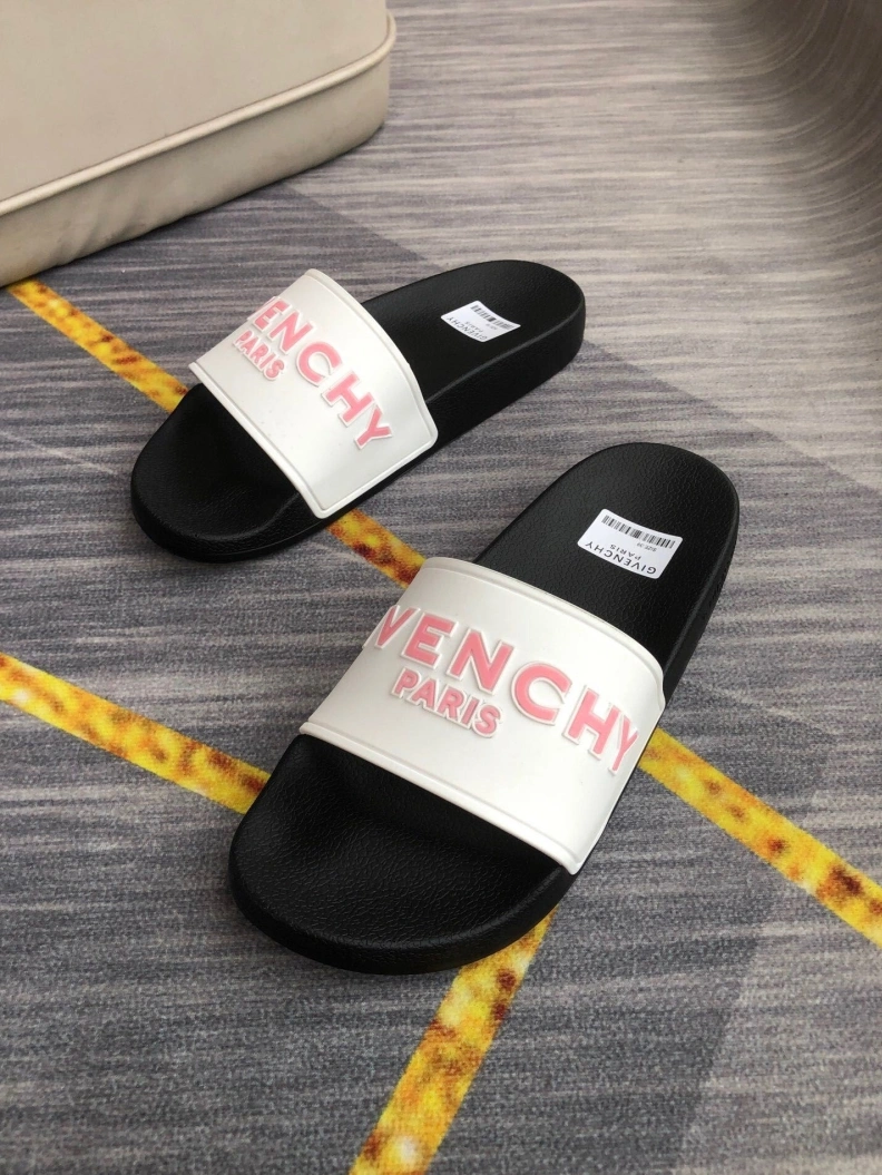 Minimalist Gxvxnchy Slippers 153129