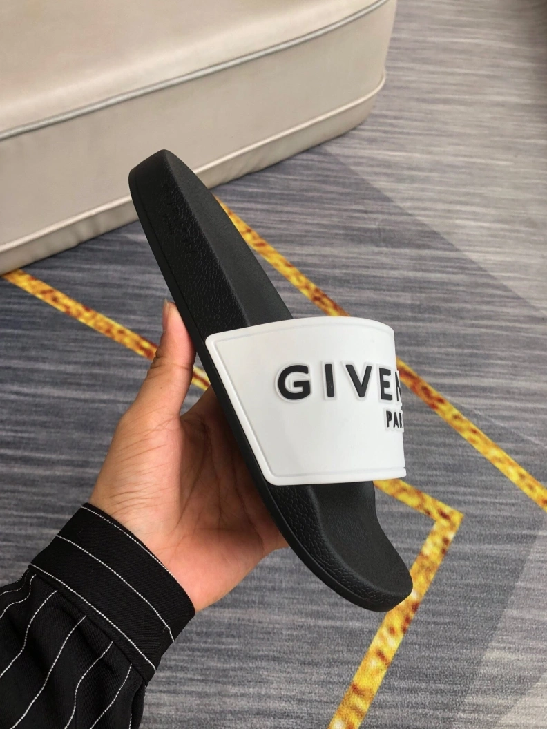 Gxvxnchy Slippers GoodFit 153111