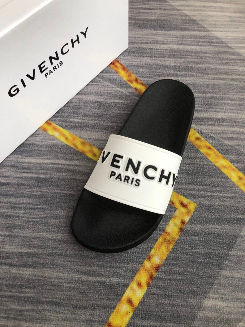 Gxvxnchy Slippers GoodFit 153111
