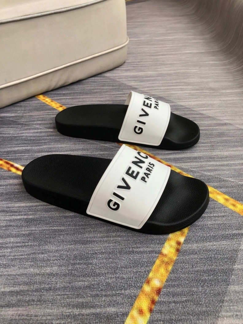 Gxvxnchy Slippers GoodFit 153111
