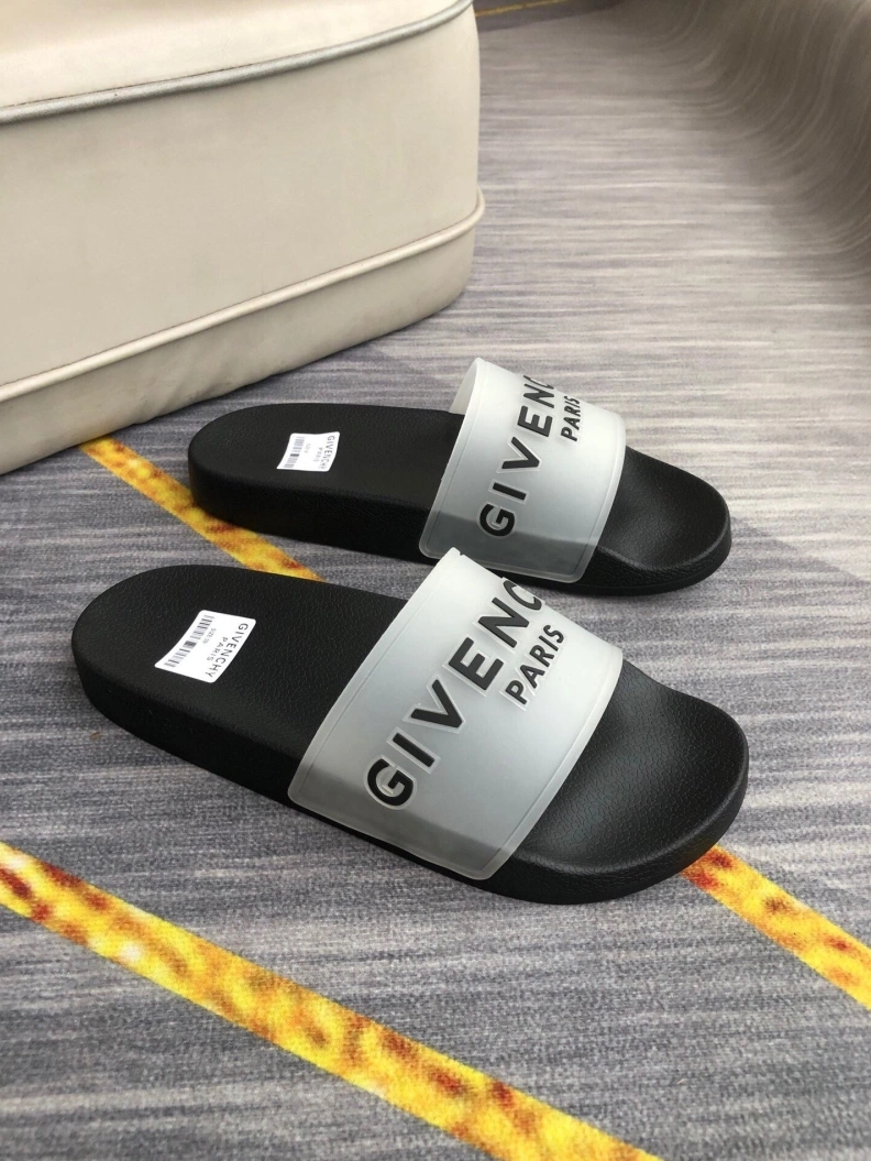 Gxvxnchy Slippers Modern 153117